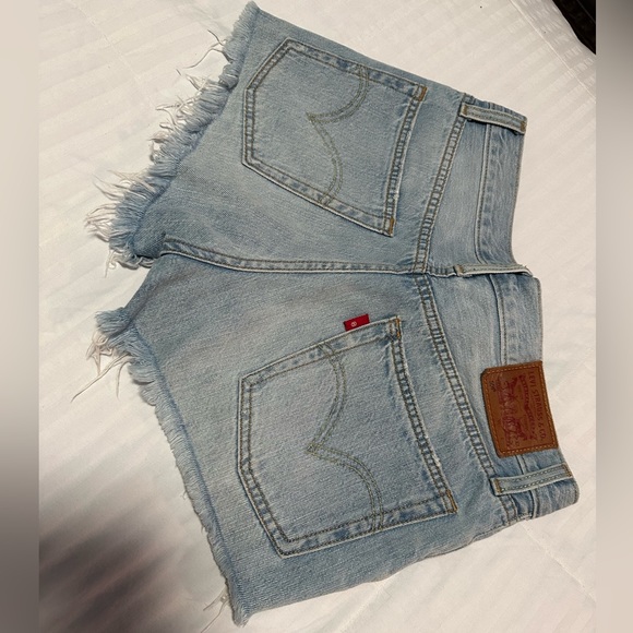 Levi’s light blue denim shorts size 25 - Picture 4 of 5
